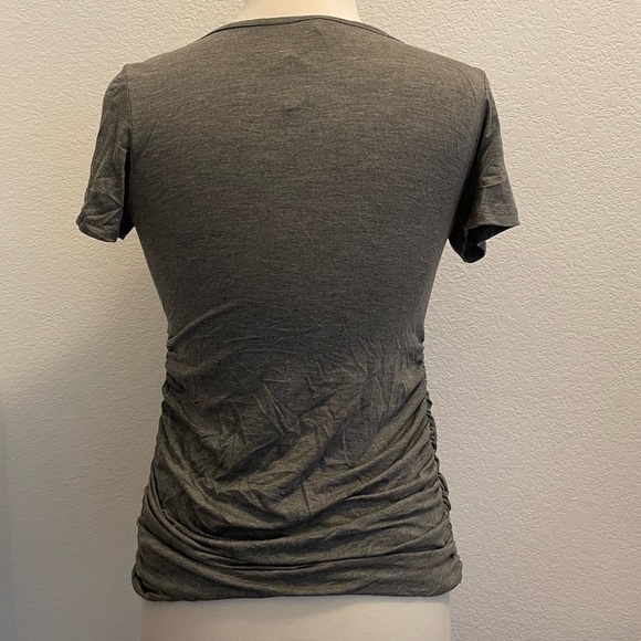 Pinkblush Maternity Gray Short Sleeves Top Size Small - Picture 3 of 7
